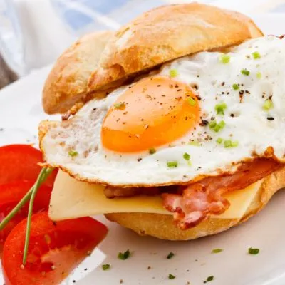 Freah Eggs Grill